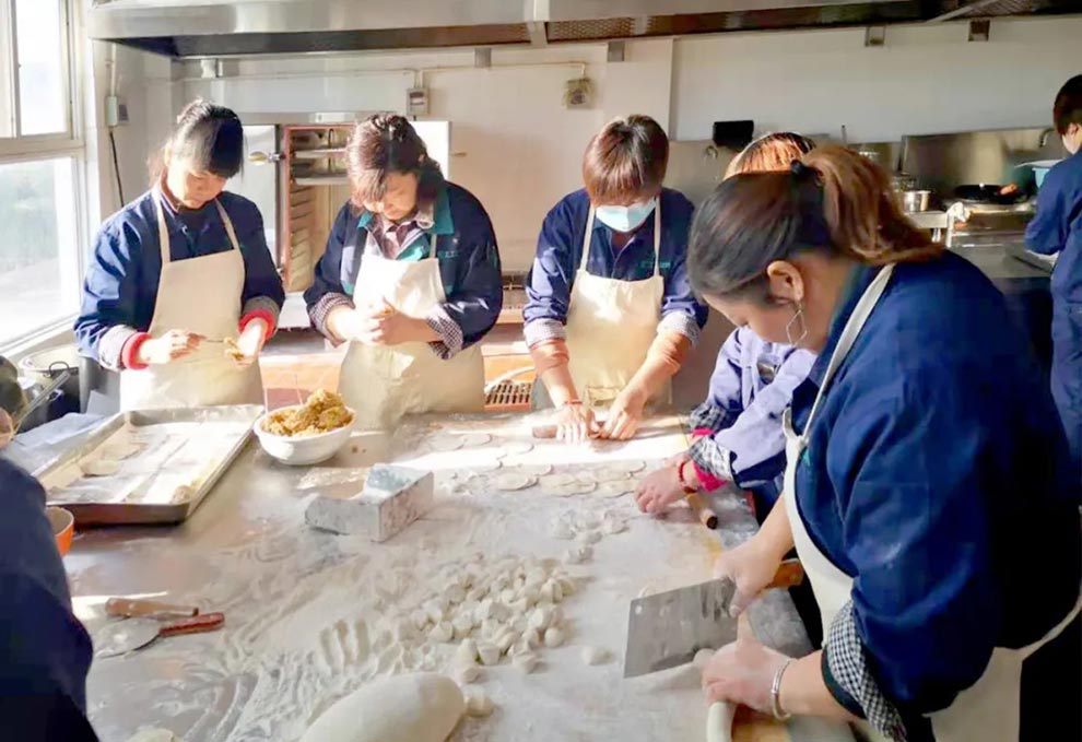 沖床廠家包餃子活動